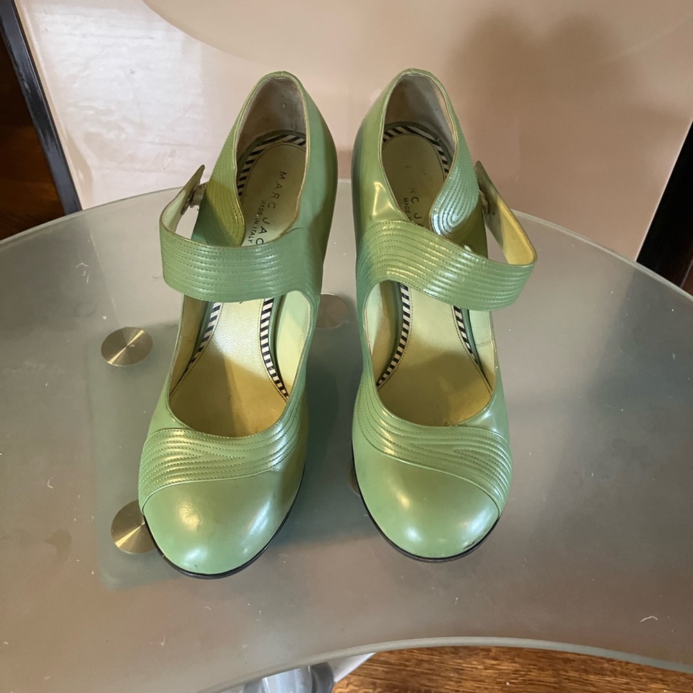 Rare amazing Marc Jacobs Mary Jane Mint green heels. Round toe thick heels .